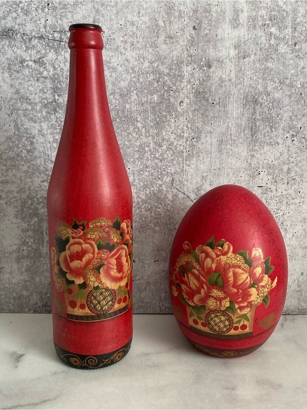 Italian Villa Tuscan Red Painted Bottle & Decorative Egg Accent Set